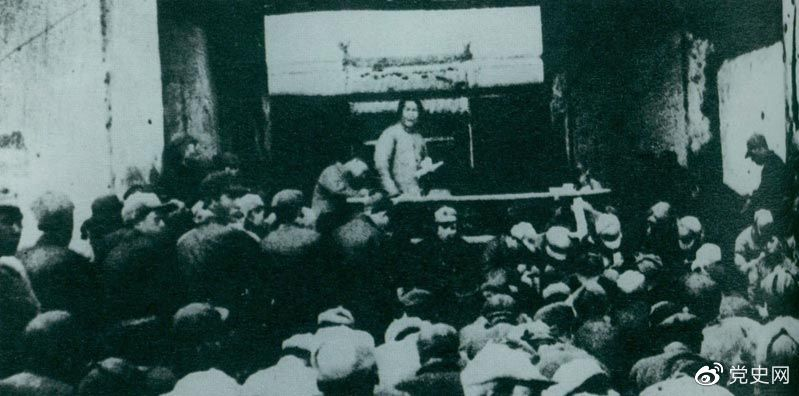 1935年12月27日，毛澤東在陜北瓦窯堡黨的活動分子會議上作《論反對日本帝國主義的策略》報告。